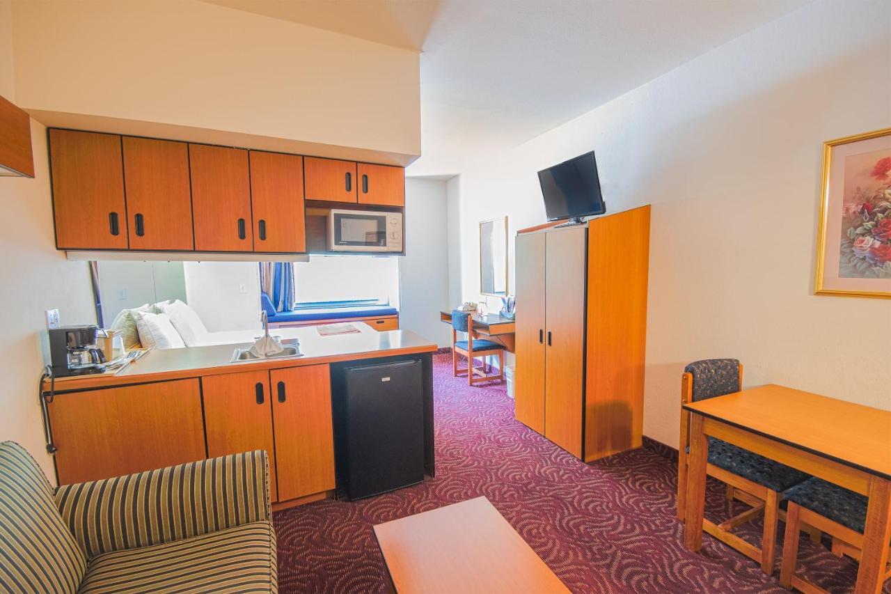 Econo Lodge Inn & Suites Mesquite - Dallas East Екстериор снимка