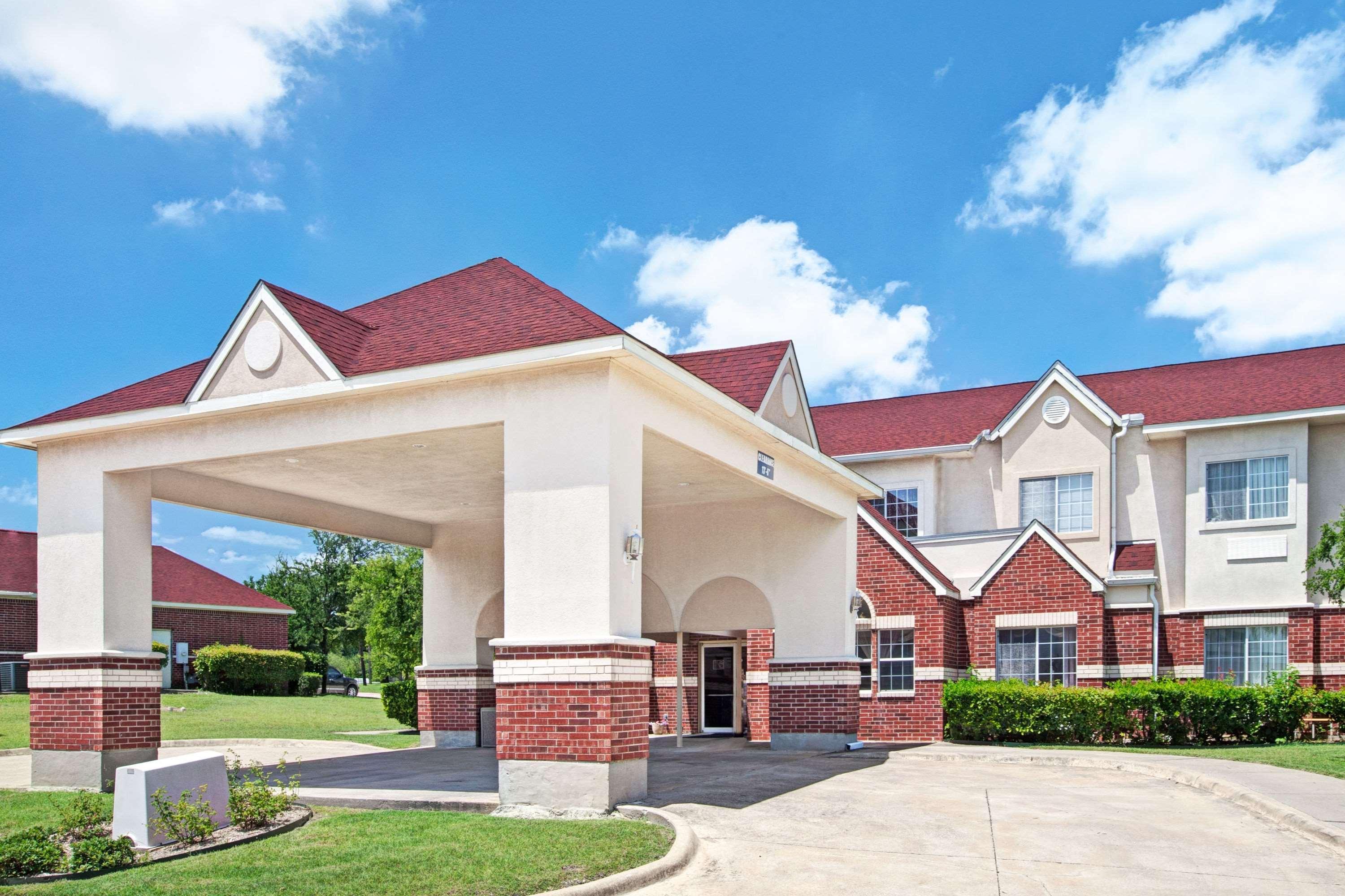 Econo Lodge Inn & Suites Mesquite - Dallas East Екстериор снимка