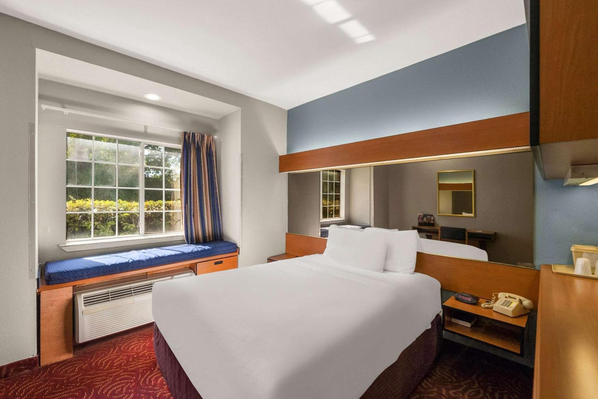 Econo Lodge Inn & Suites Mesquite - Dallas East Екстериор снимка