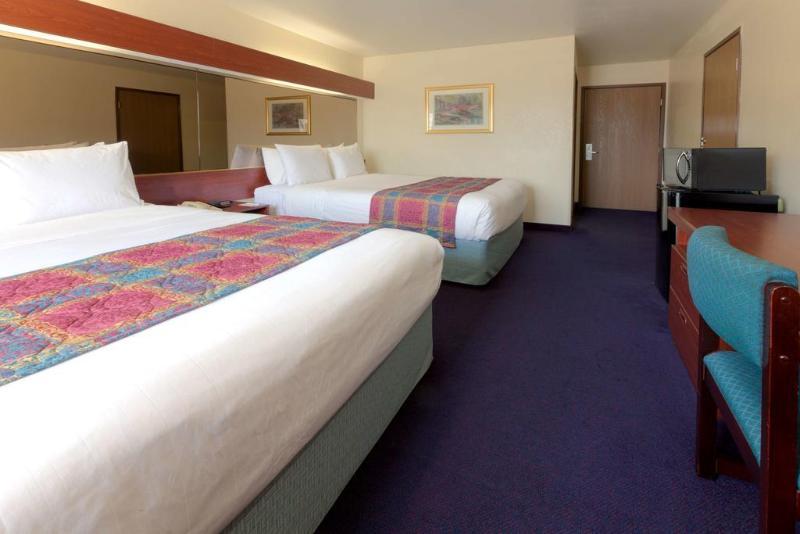 Econo Lodge Inn & Suites Mesquite - Dallas East Екстериор снимка